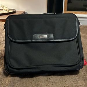 Targus Laptop Carrier/Bag